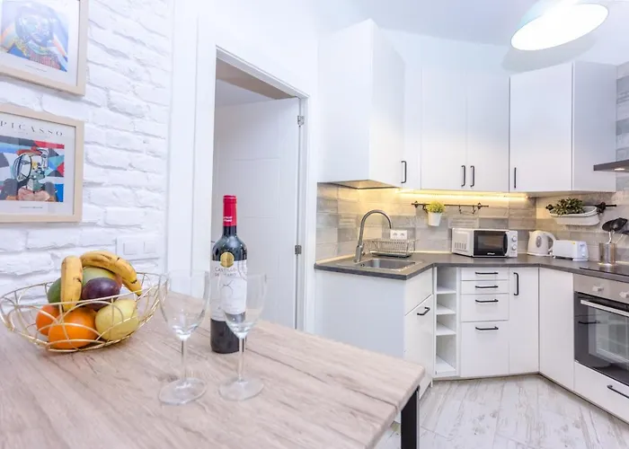 For Your Rentals Titulo Moderno Y Elegante Apartamento Temporal En Barrio Ibiza Men30